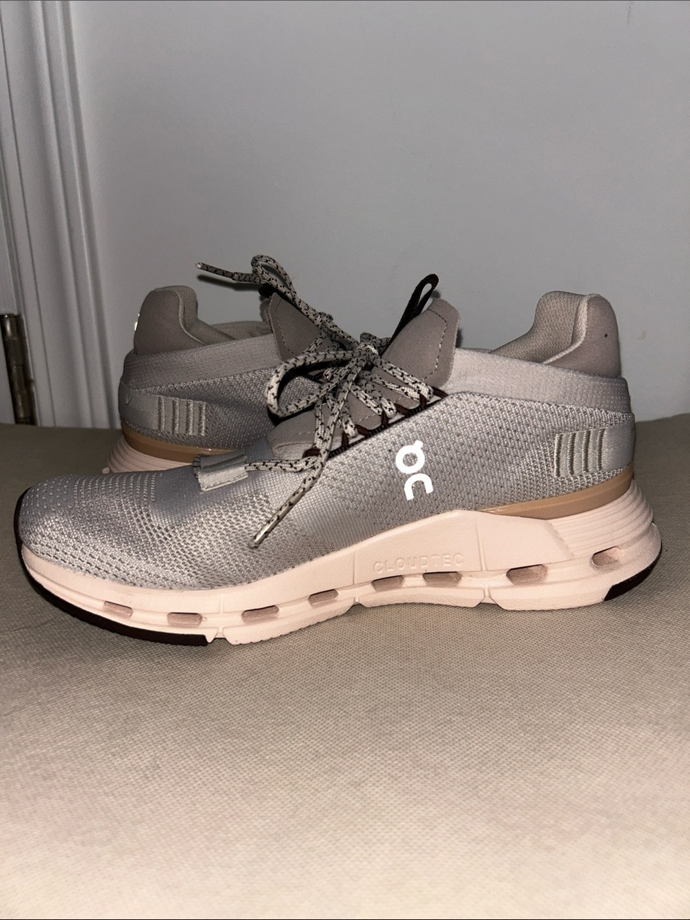 On Women’s Running Cloudnova
Pearl Shell, Size 7.5 - Picture 7 of 11